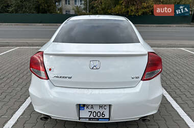 Купе Honda Accord 2012 в Киеве