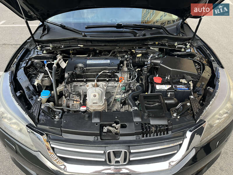 Седан Honda Accord 2013 в Вишневом