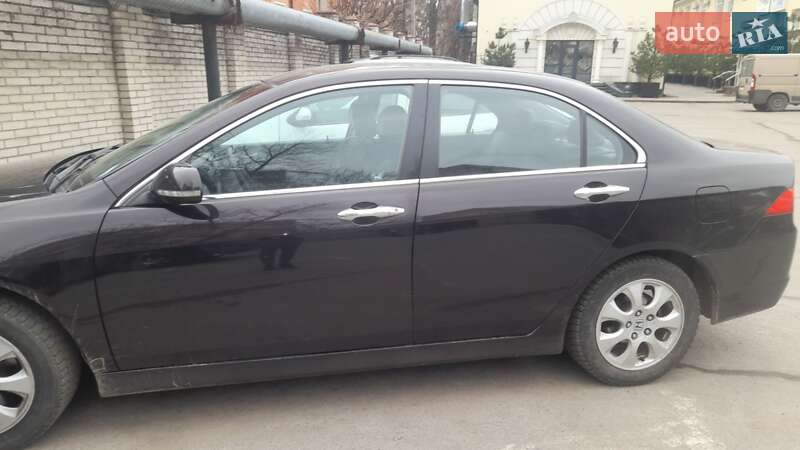 Седан Honda Accord 2006 в Турбовом