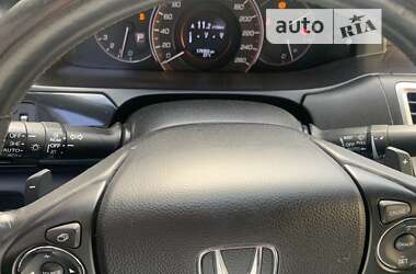 Седан Honda Accord 2013 в Киеве