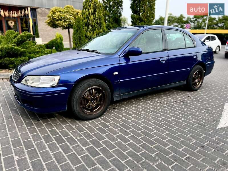 Лифтбек Honda Accord 2000 в Днепре