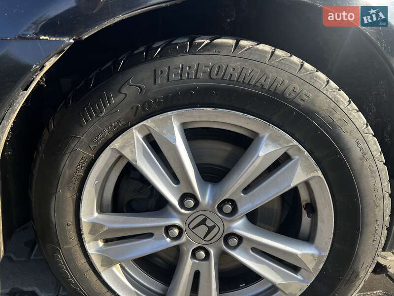 Седан Honda Accord 2008 в Львові