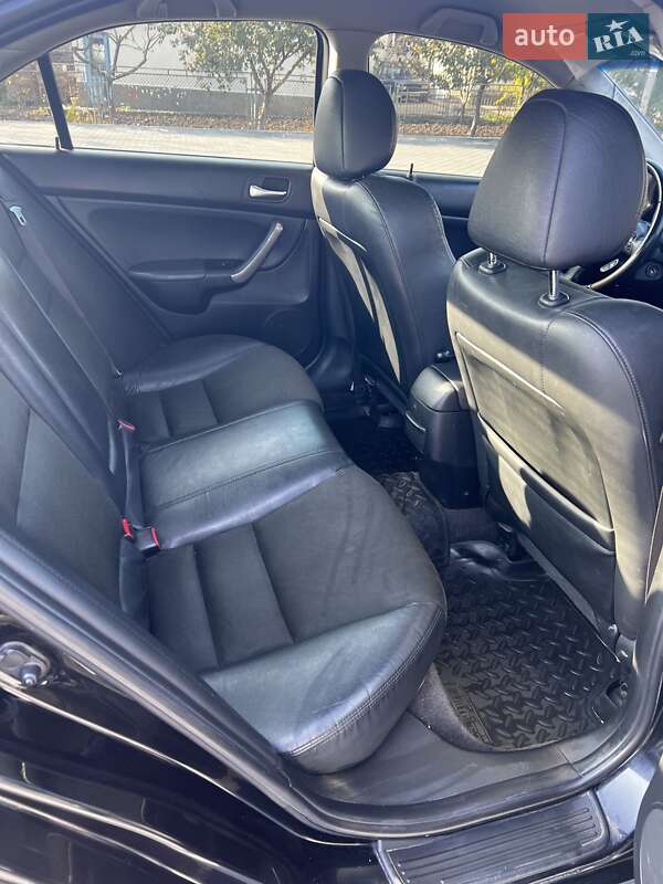 Седан Honda Accord 2008 в Львові