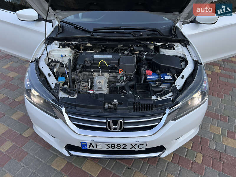 Седан Honda Accord 2015 в Одессе