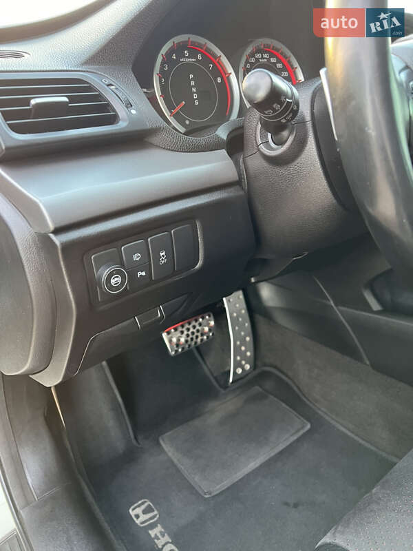 Седан Honda Accord 2011 в Одесі