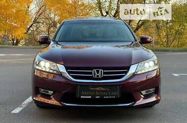 Седан Honda Accord 2013 в Києві