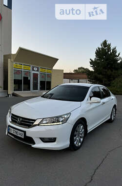 Седан Honda Accord 2013 в Полтаве