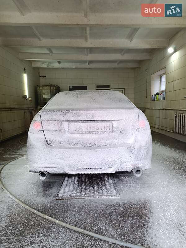 Седан Honda Accord 2008 в Олександрівці