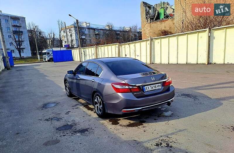 Седан Honda Accord 2016 в Львове