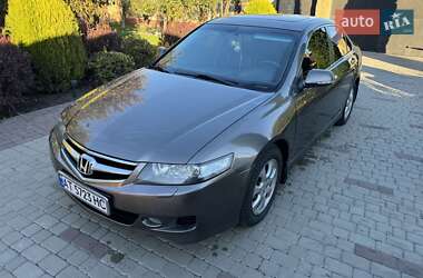 Седан Honda Accord 2008 в Львові