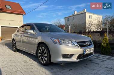 Седан Honda Accord 2013 в Львове