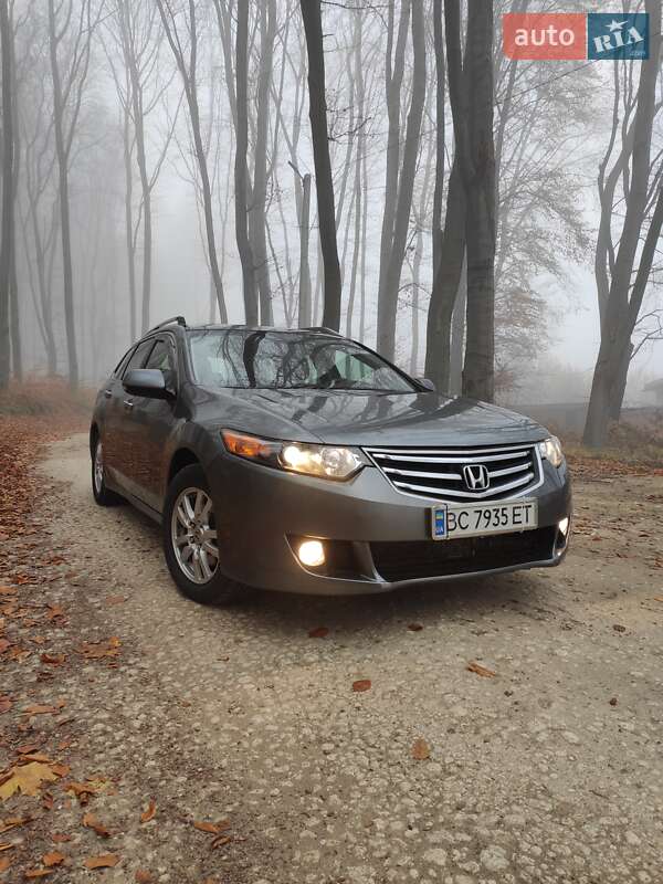 Honda Accord 2011