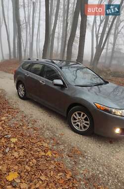 Универсал Honda Accord 2011 в 