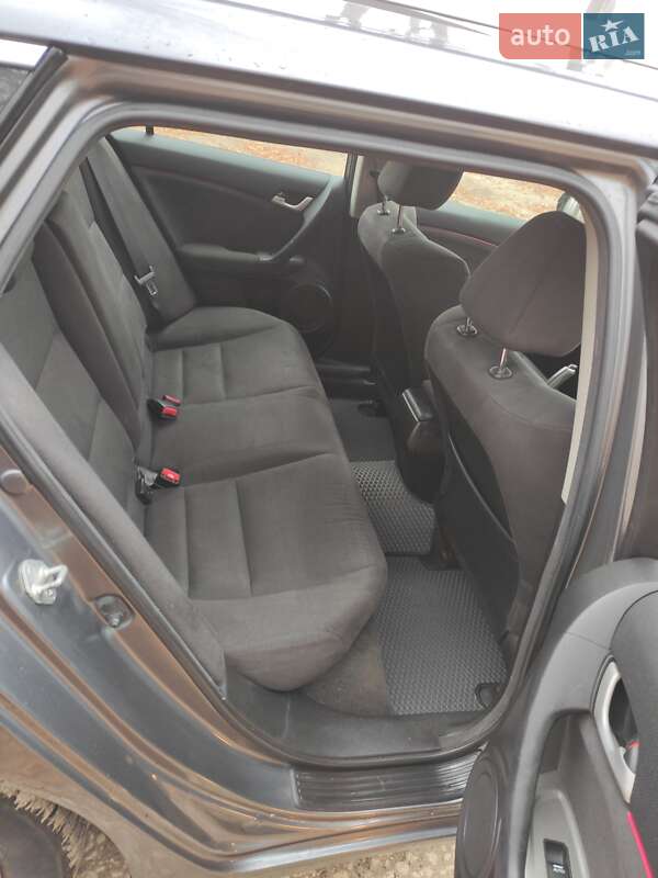 Універсал Honda Accord 2011 в Львові