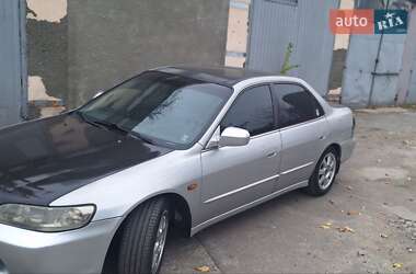 Седан Honda Accord 1999 в Києві