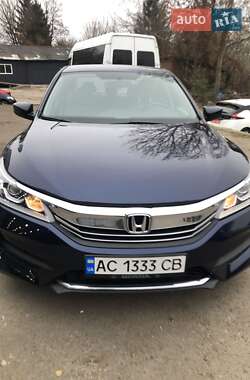 Седан Honda Accord 2015 в Луцьку