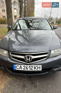 Седан Honda Accord 2006 в Черкасах