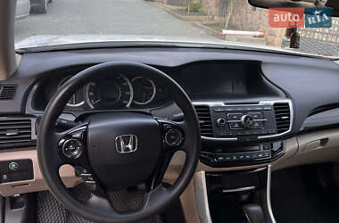 Седан Honda Accord 2016 в Тернополі