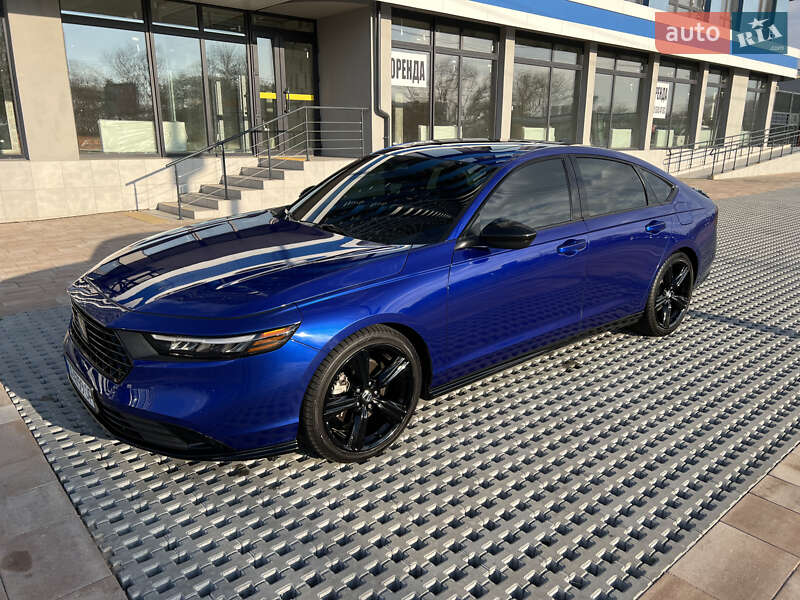 Седан Honda Accord 2023 в Києві