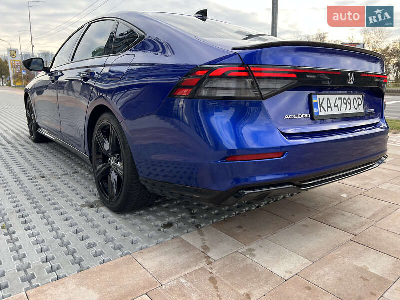 Седан Honda Accord 2023 в Києві