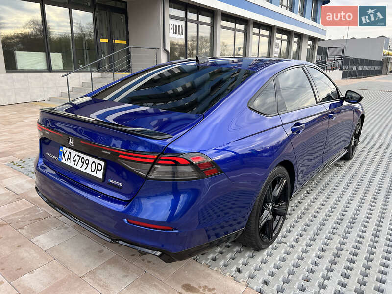 Седан Honda Accord 2023 в Києві