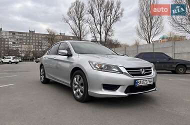 Седан Honda Accord 2013 в Днепре