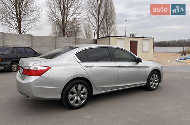 Седан Honda Accord 2013 в 