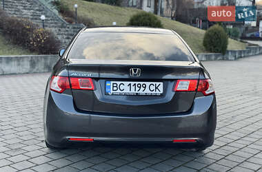 Седан Honda Accord 2009 в Львові