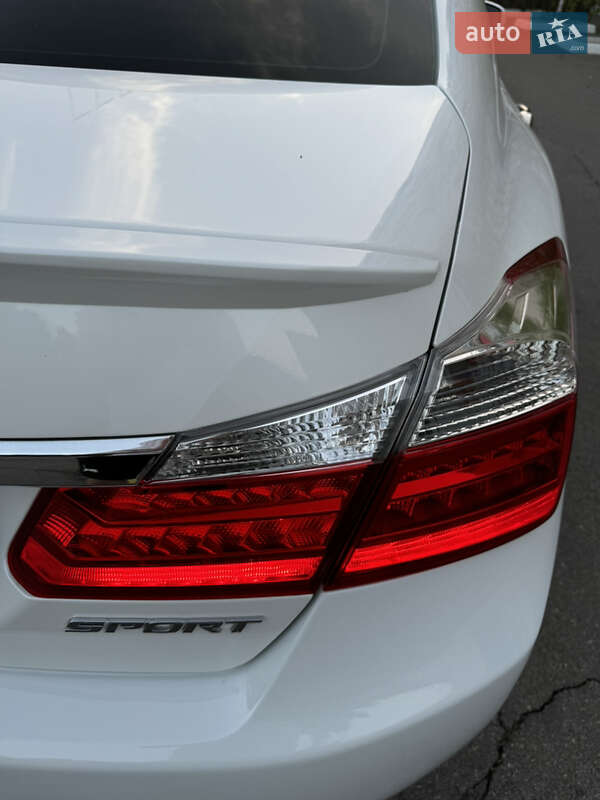 Седан Honda Accord 2013 в Полтаві