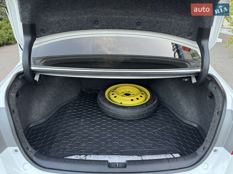 Седан Honda Accord 2013 в Полтаві