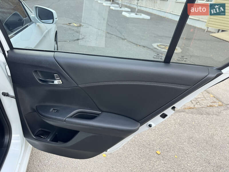 Седан Honda Accord 2013 в Полтаві