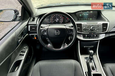 Седан Honda Accord 2014 в Киеве