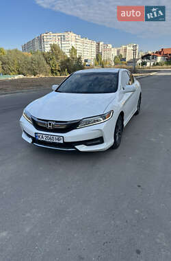 Купе Honda Accord 2016 в Киеве