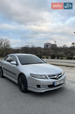 Седан Honda Accord 2005 в Днепре