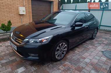 Седан Honda Accord 2013 в Києві