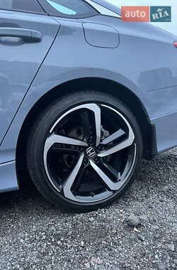 Седан Honda Accord 2022 в 