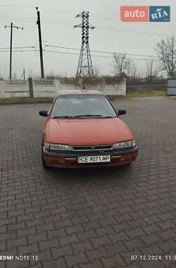 Седан Honda Accord 1990 в Чернівцях