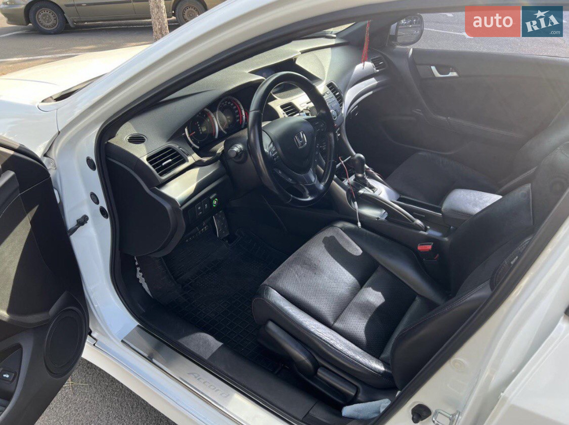 2012 Honda Accord - мініатюра 6