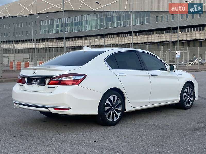 Седан Honda Accord 2017 в Львові