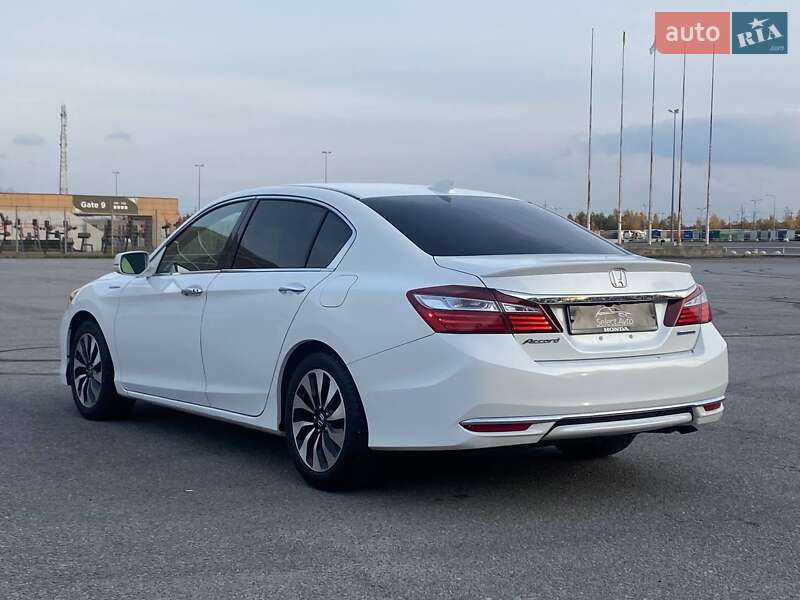 Седан Honda Accord 2017 в Львові