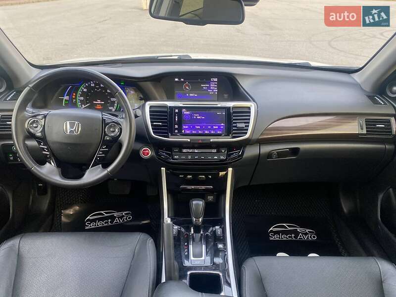 Седан Honda Accord 2017 в Львові