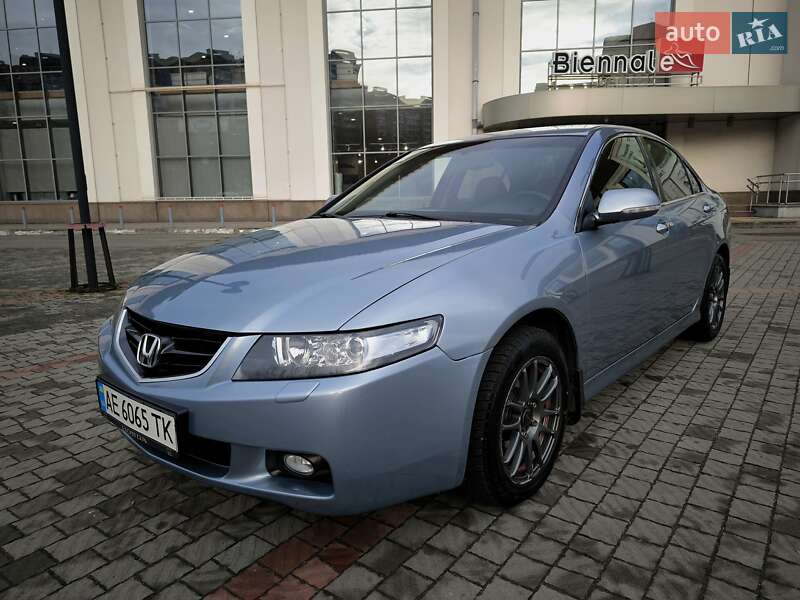 Седан Honda Accord 2006 в Днепре