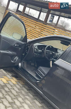 Седан Honda Accord 2015 в 