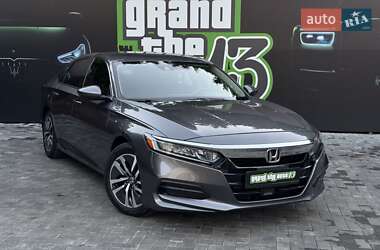 Седан Honda Accord 2019 в Киеве