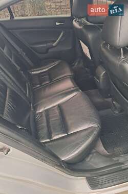Седан Honda Accord 2006 в 