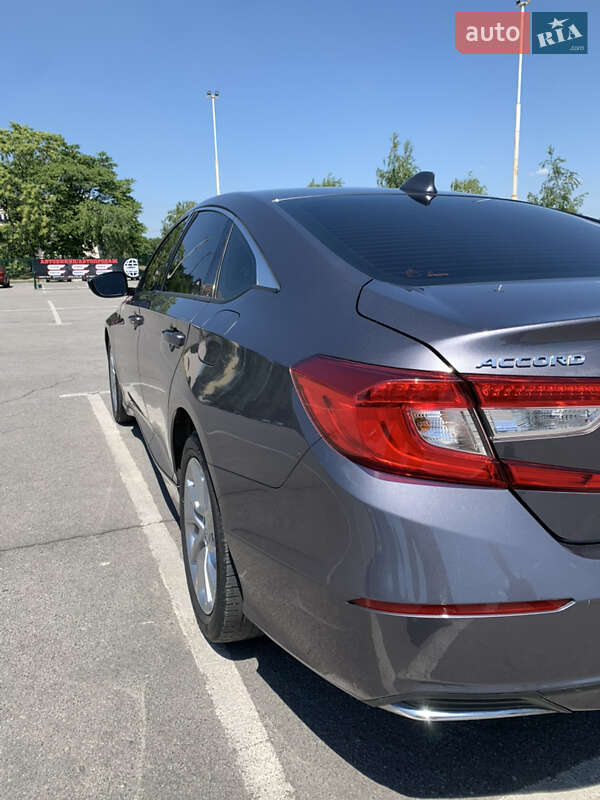 Седан Honda Accord 2018 в Запорожье