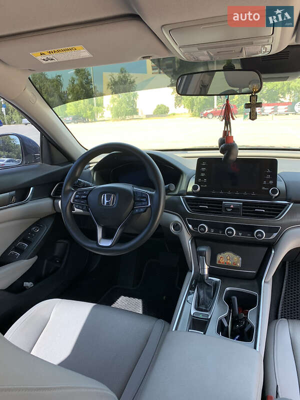 Седан Honda Accord 2018 в Запорожье