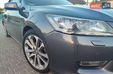 Седан Honda Accord 2013 в Кременчуці