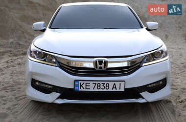 Седан Honda Accord 2017 в Дніпрі