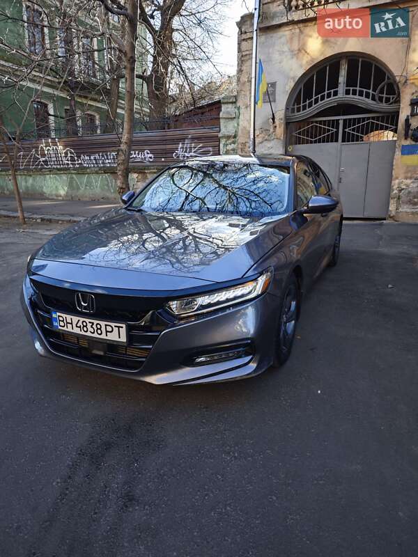 Седан Honda Accord 2017 в Одессе